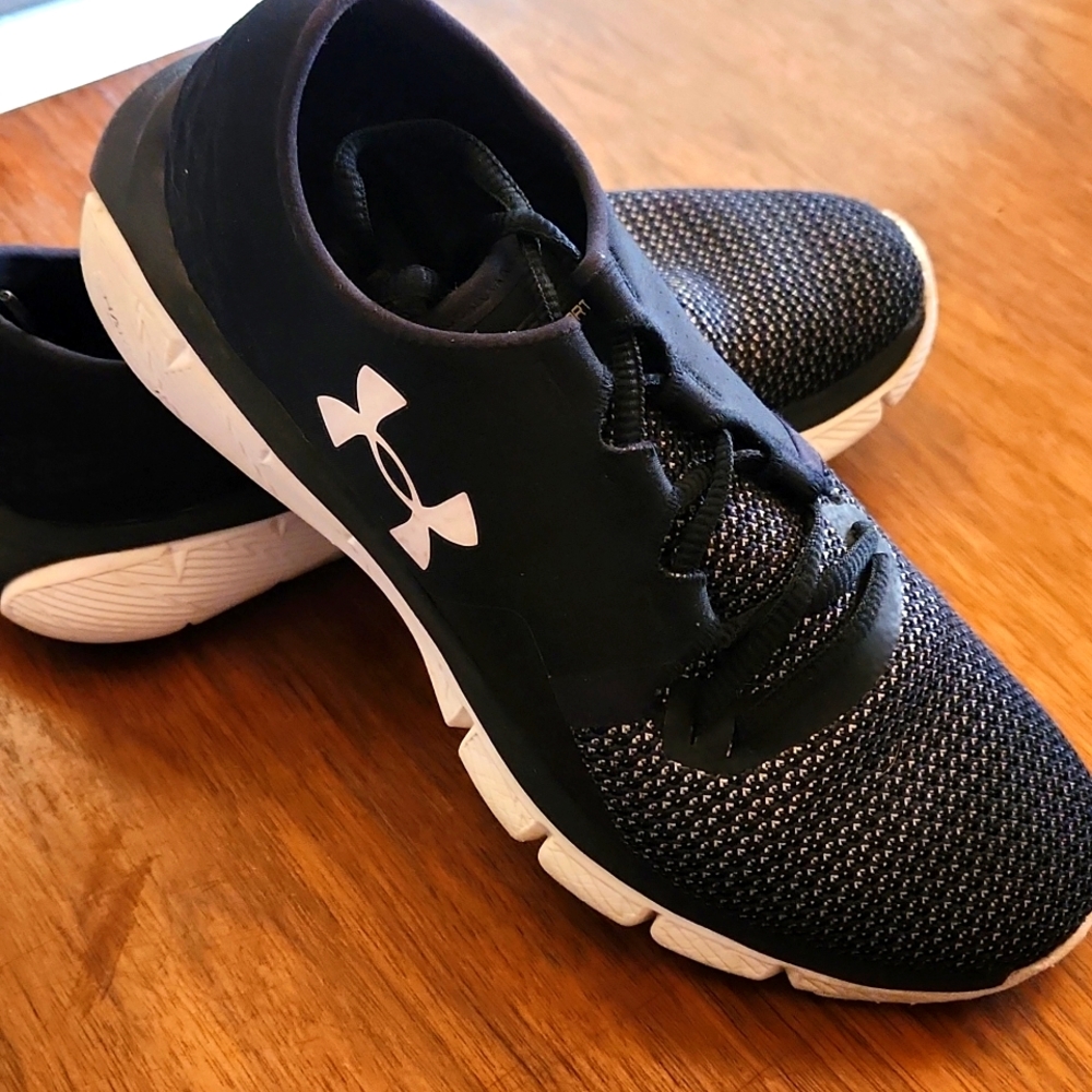 Under armour speedform fortis 2 sneakers women's 7